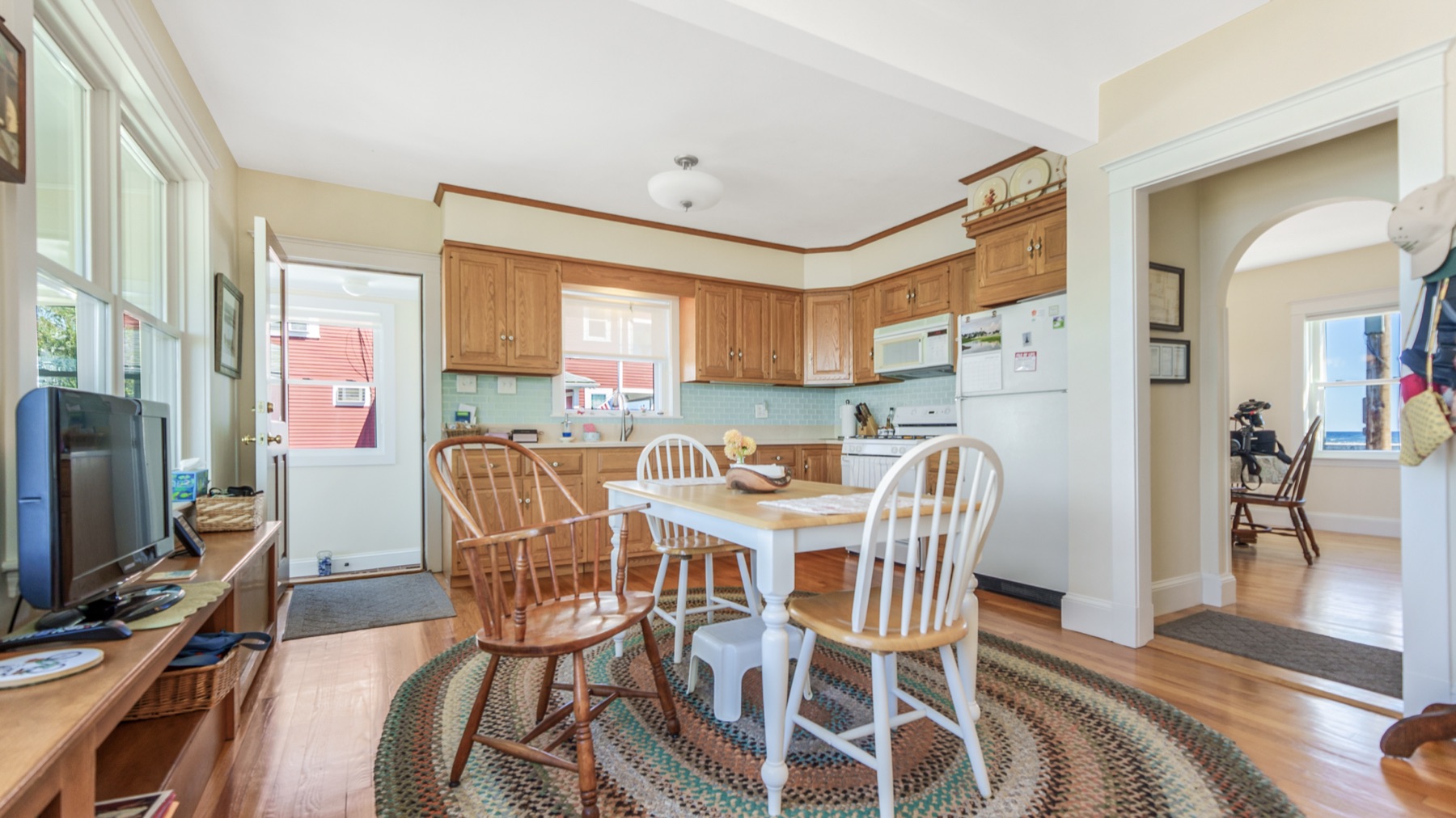 807 Shirley Street — Kitchen and Dining